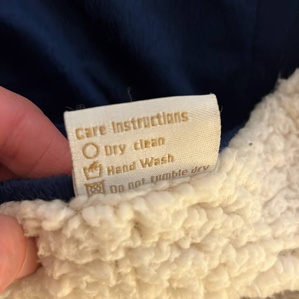 Simplicity Lambswool MicroSherpa throw - Picture 5 of 7